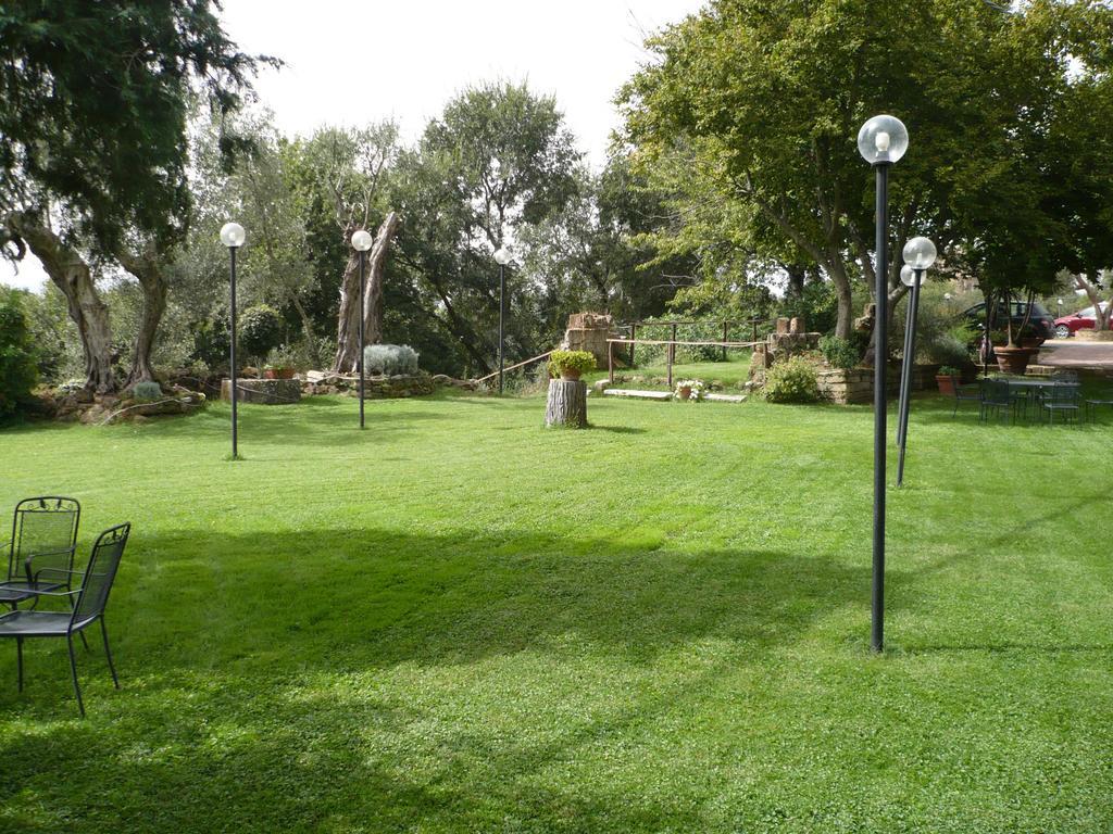 סובאנה Hotel Scilla מראה חיצוני תמונה