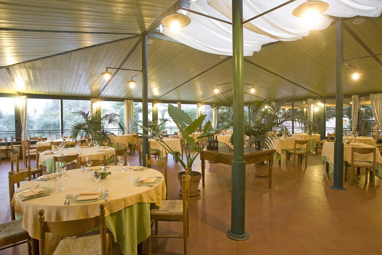 סובאנה Hotel Scilla מראה חיצוני תמונה