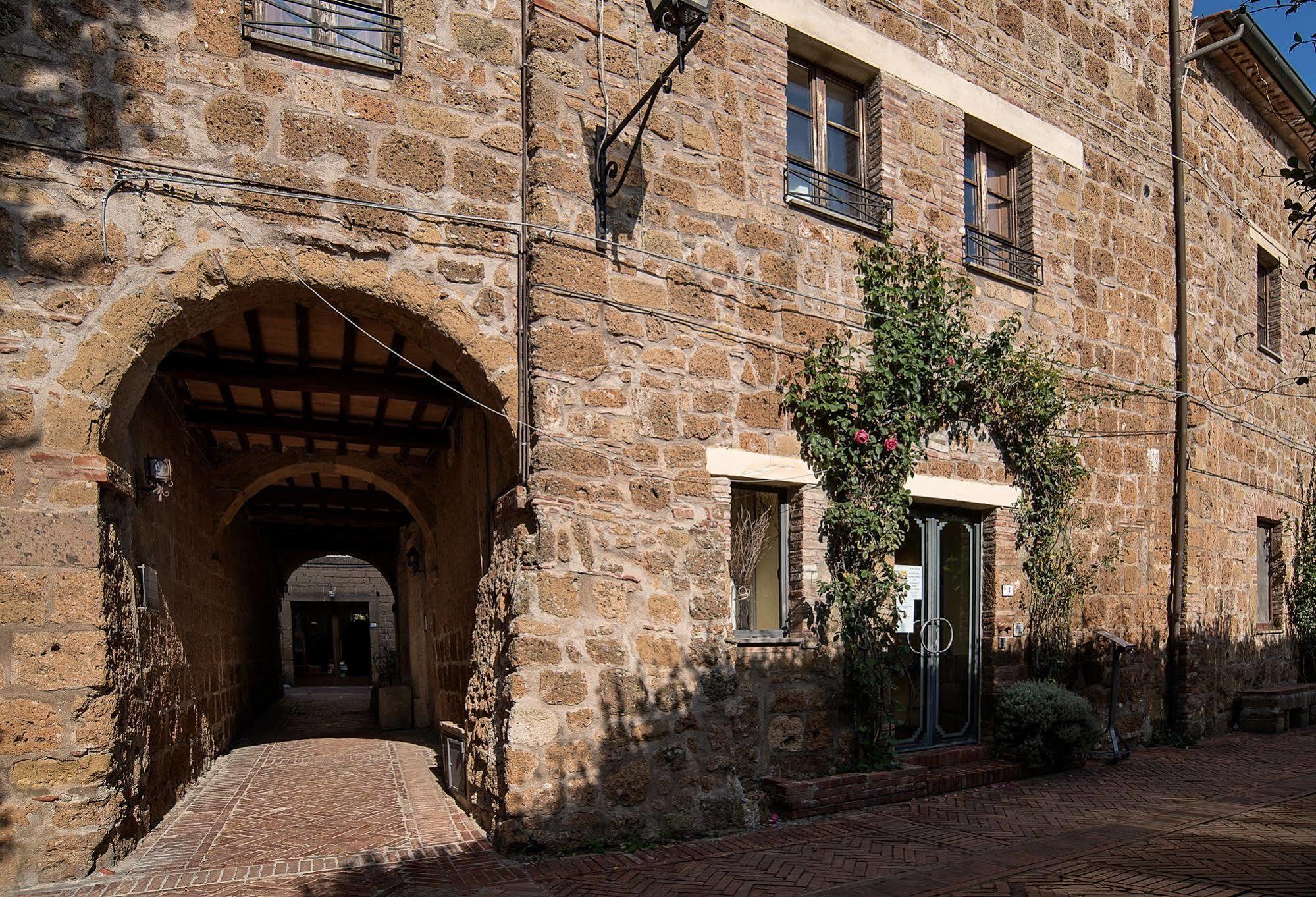 סובאנה Hotel Scilla מראה חיצוני תמונה