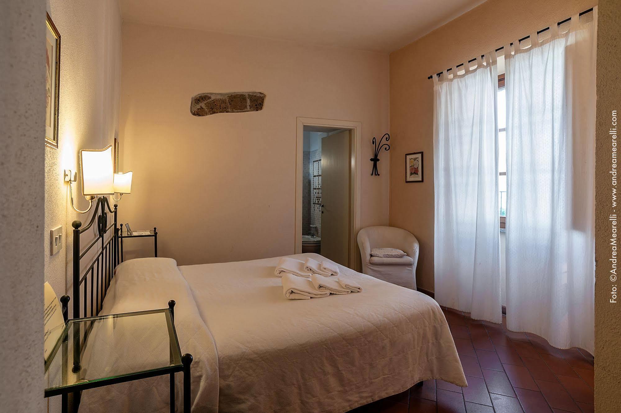 סובאנה Hotel Scilla מראה חיצוני תמונה