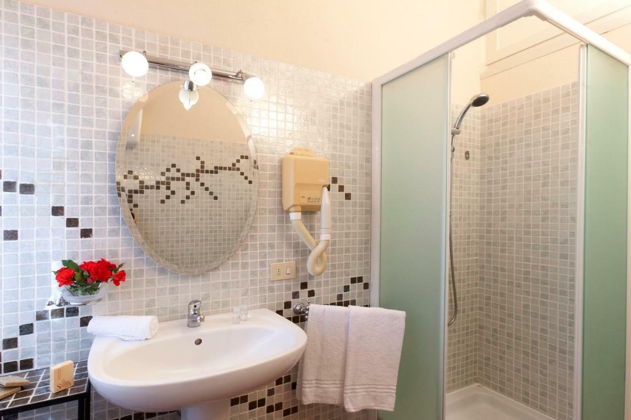 סובאנה Hotel Scilla מראה חיצוני תמונה